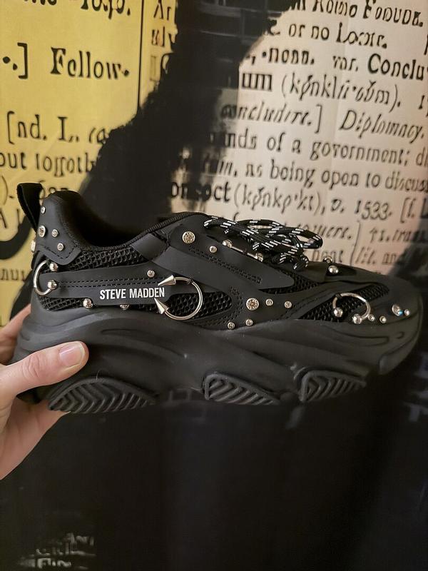 Customer carousel item 4.