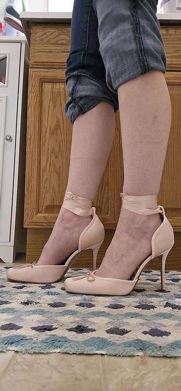 Review Thumbnail Image 0 384886024