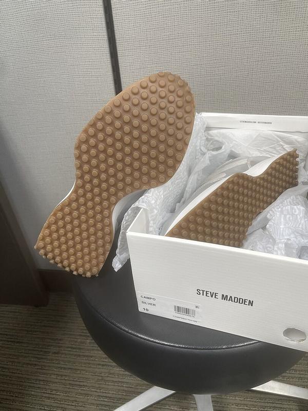 Customer carousel item 3.