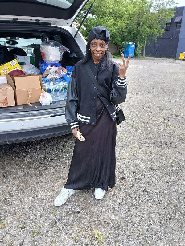 Review Thumbnail Image 2 350704254