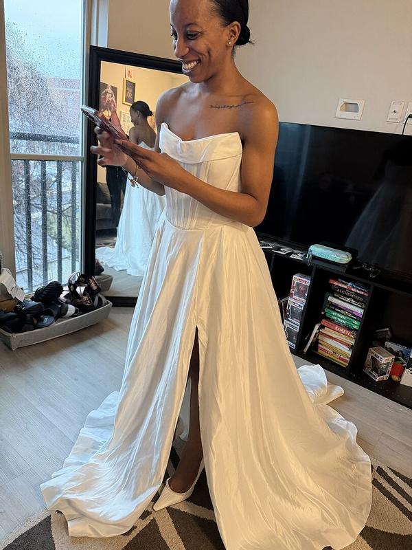 Review Thumbnail Image 0 381663946