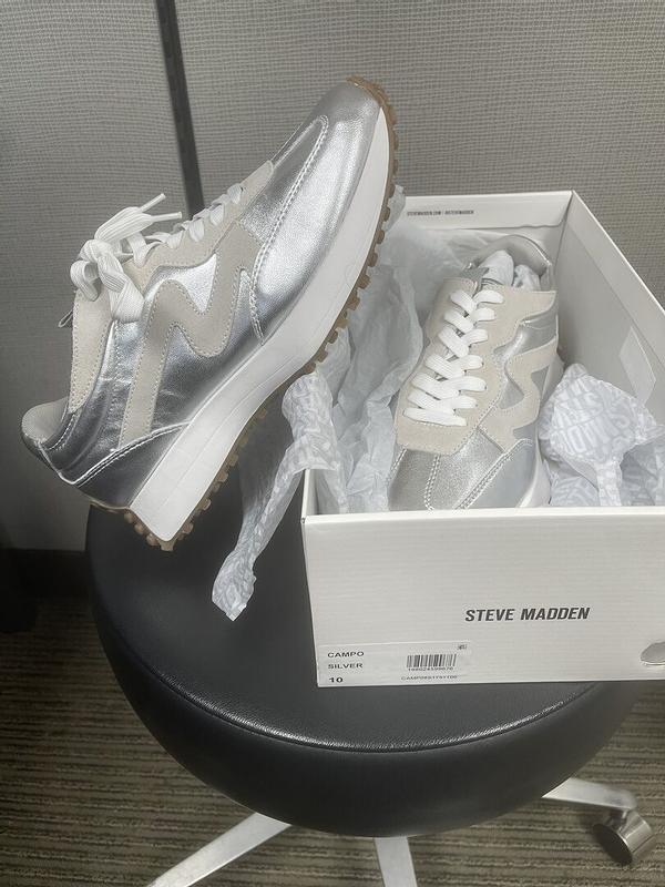 Customer carousel item 6.