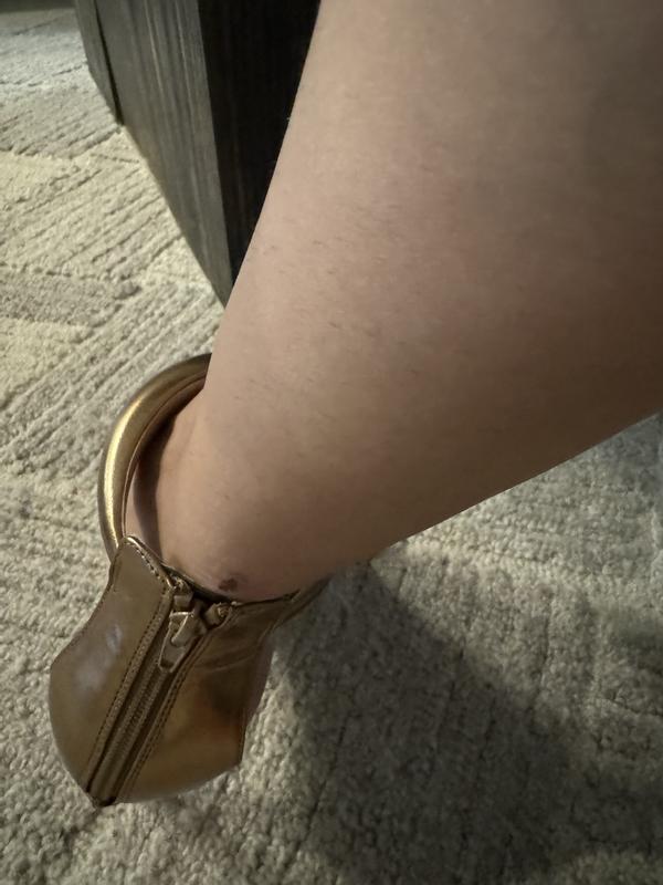 Customer photo for "unbearable"