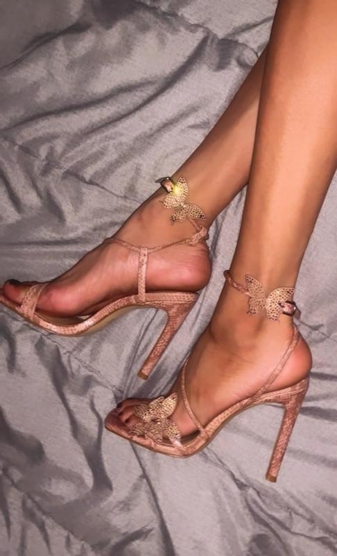 Review Thumbnail Image 0 276631437