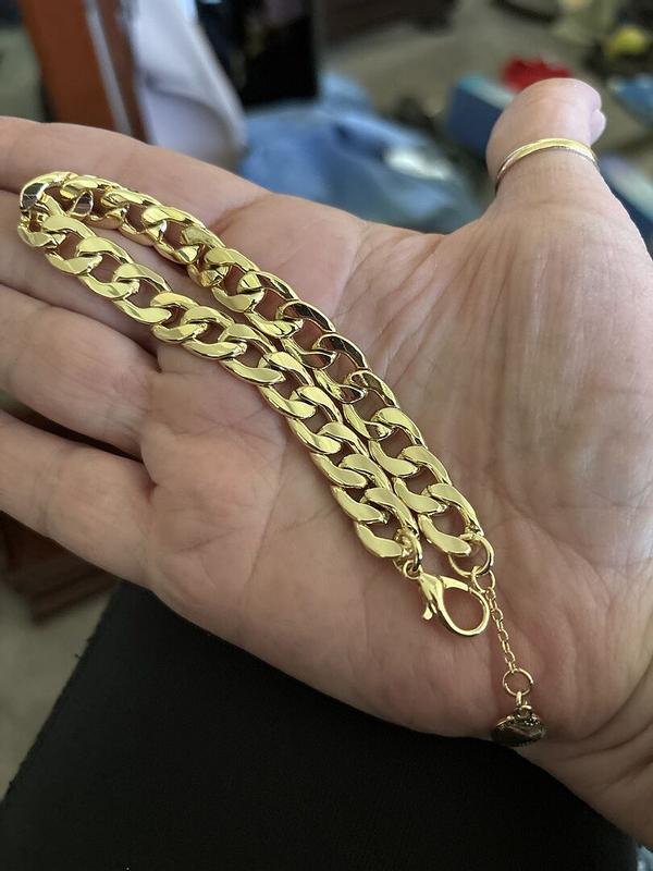 Customer carousel item 3.