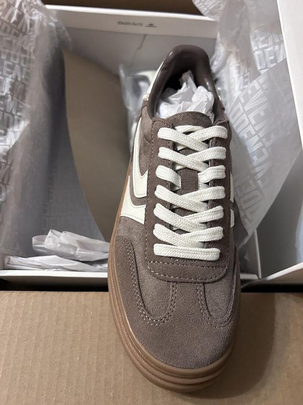 Review Thumbnail Image 3 381830360