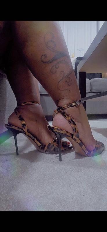 Customer photo for "Sterdy heel, extremely versatile ,"