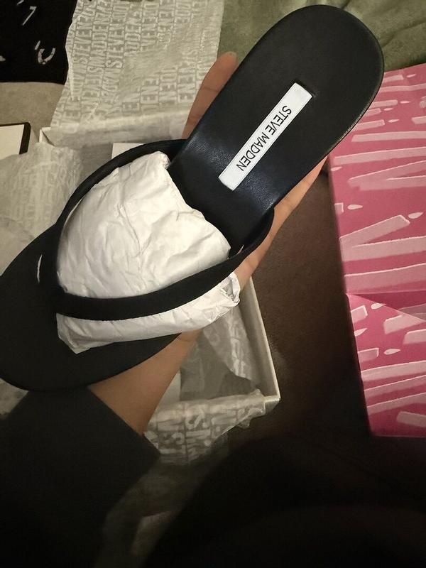 Review Thumbnail Image 0 377074972