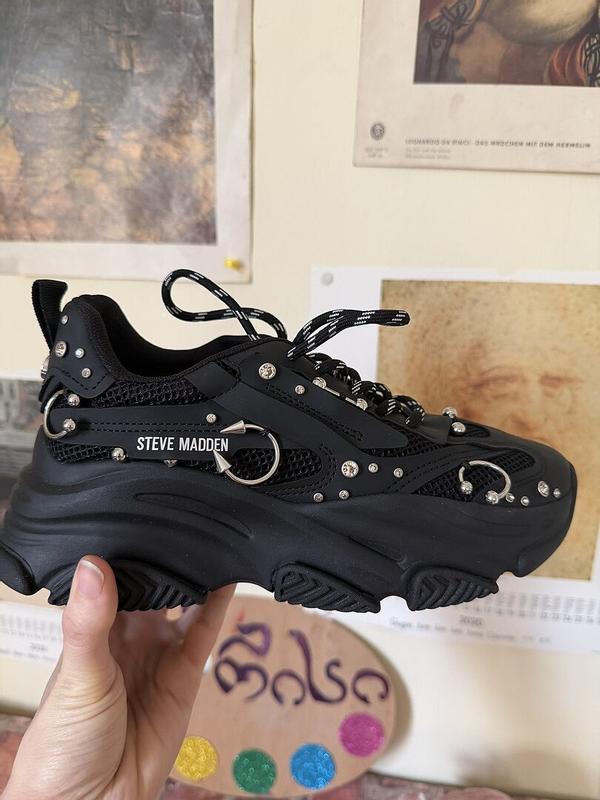 Customer carousel item 3.