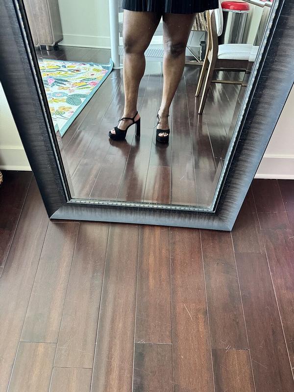 Customer photo for "Very Cute, Very Comfortable"