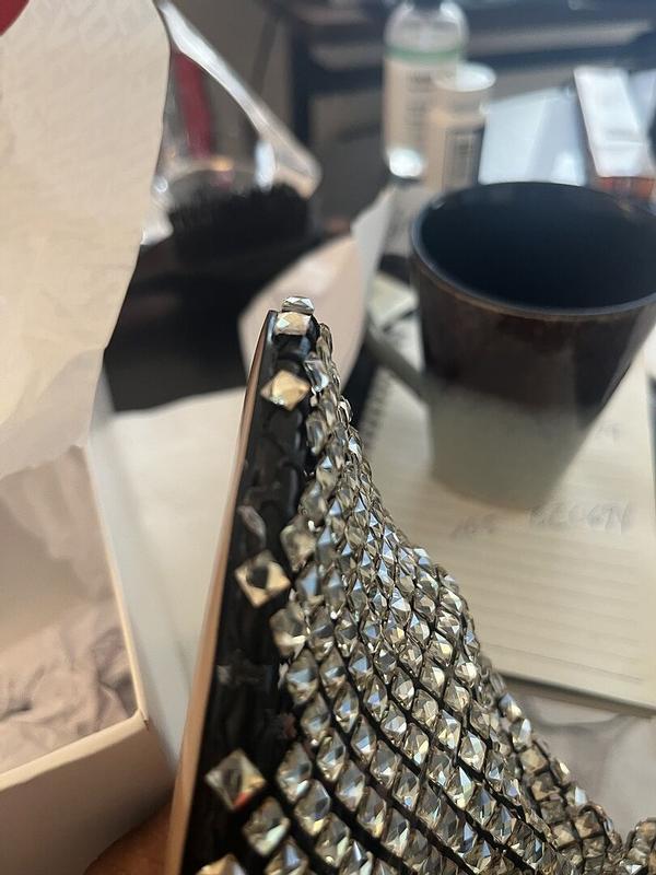 Review Thumbnail Image 3 379687121