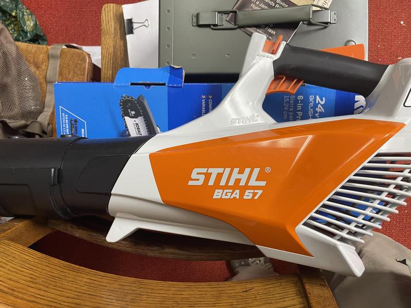 STIHL Leaf Blower BGA 56 With Battery and Charger for sale online