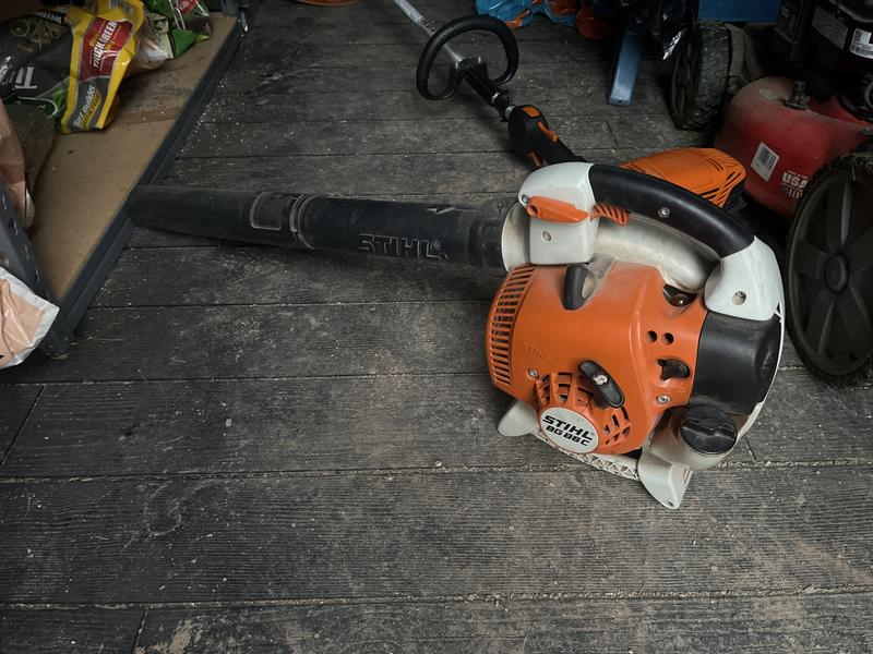 STIHL BG-86 C-E 27.2cc Gas Blower - 4241 011 1764 US | Blain's