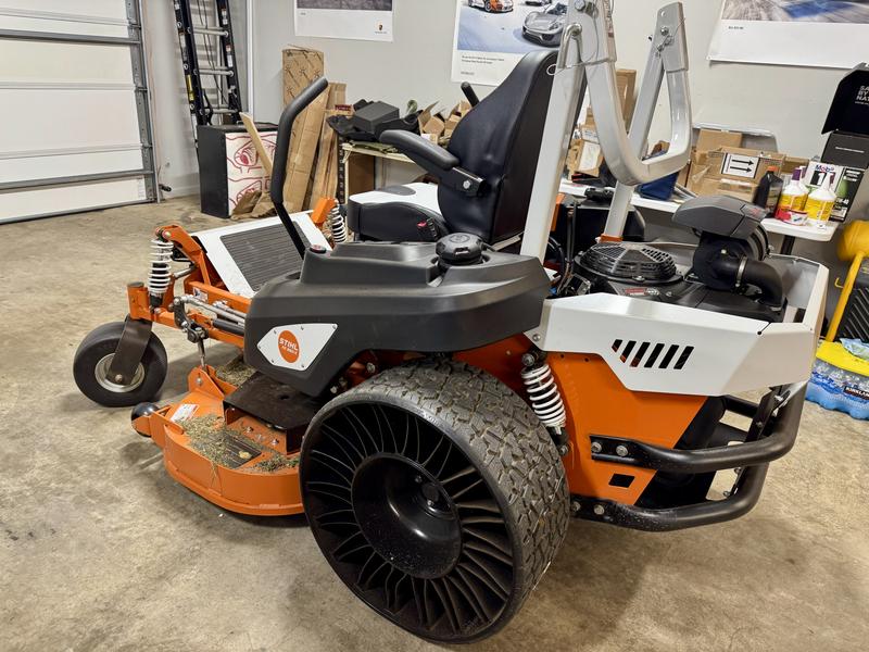 STIHL RZ 960 Series Gasoline Zero-Turn Mower