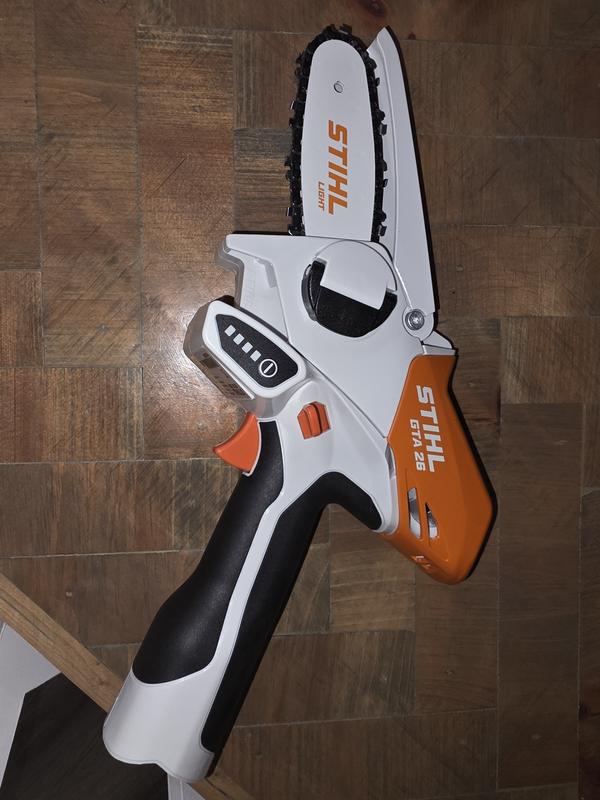 GTA 26 Battery Garden Pruner | STIHL