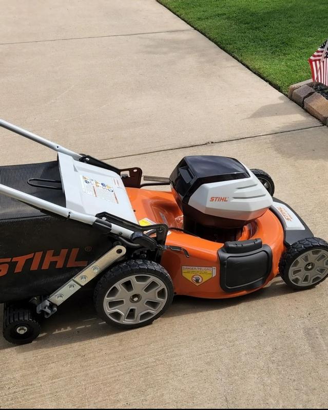 Stihl battery discount lawn mower review