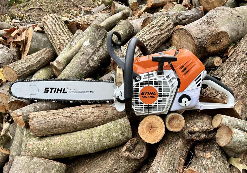 STIHL 500i - In A League of It's Own! (First Electronically Fuel Injected  Chainsaw!) 