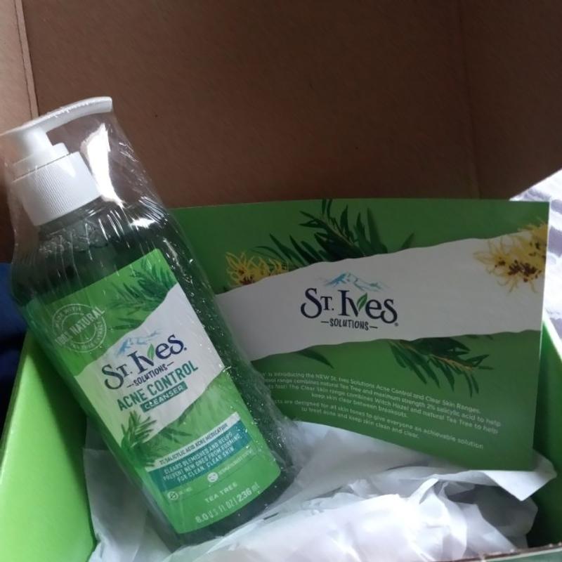 St ives acne control deals tea tree