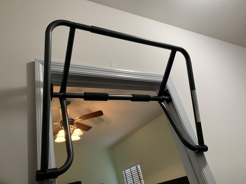 Inversion bar for doorway outlet