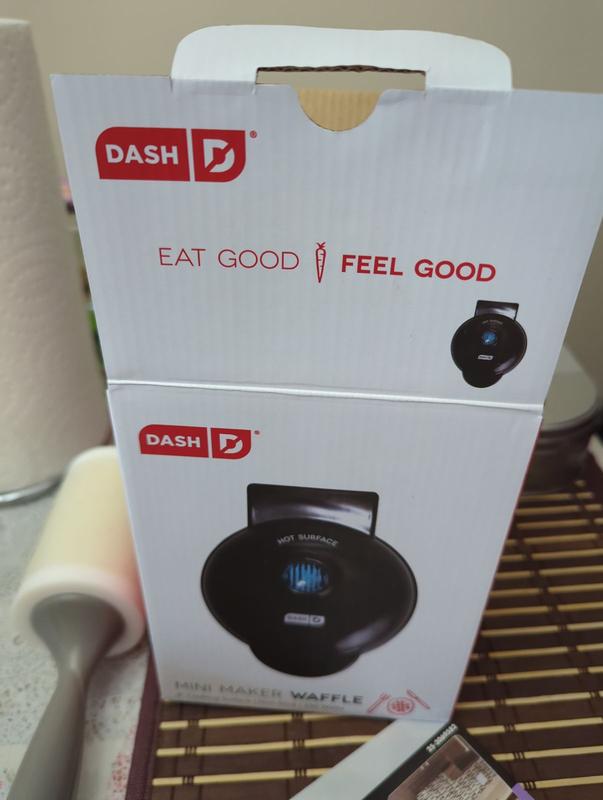 Dash® Mini Pie Maker in Red Bed Bath and Beyond Canada
