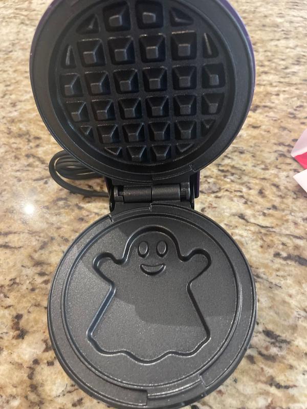 Dash Halloween Mini Waffle Maker 3 Set - Crazy Gray Ghost