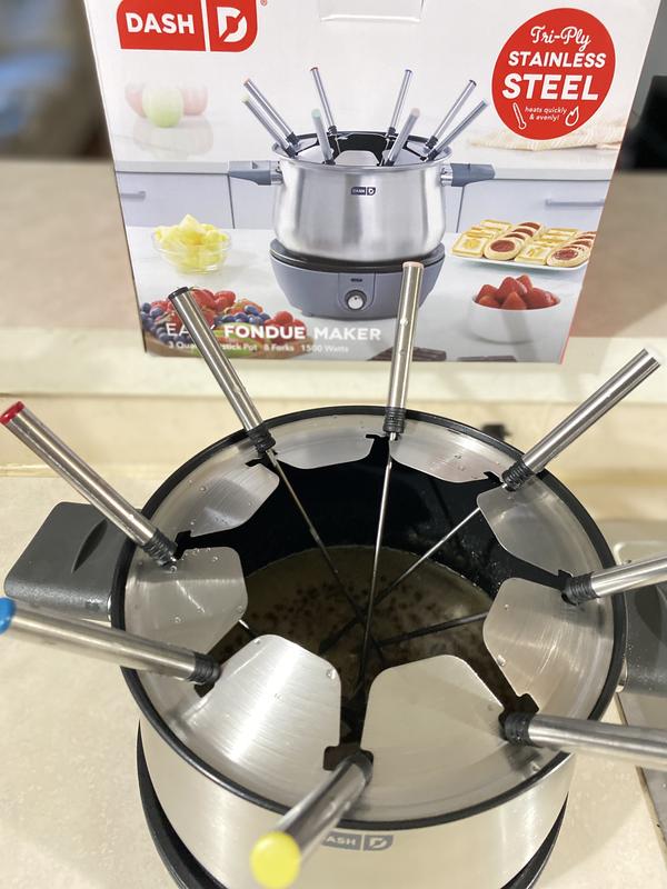 Dash Deluxe Stainless Steel Fondue Maker with Temperature Control Review in  2023