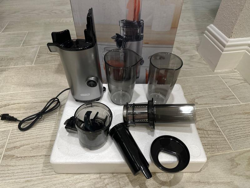  DASH Deluxe Compact Masticating Slow Juicer, Easy to