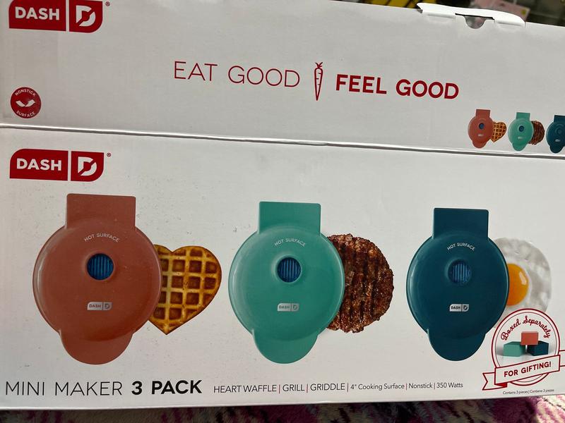 DASH Mini Maker 3-Pack Gift Set Mini Waffle Maker Color Coral Mint Teal