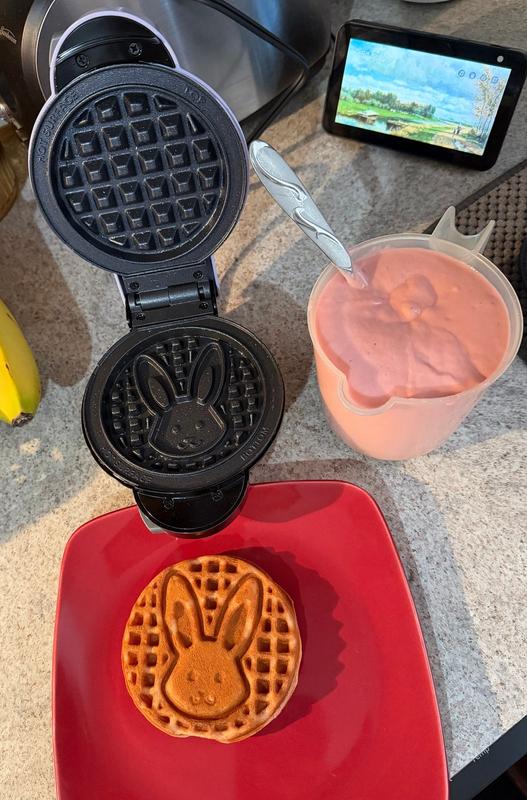 Customer carousel item 3.