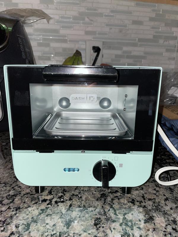 Best Toaster Over For Small Kitchens: DASH Mini Toaster Oven