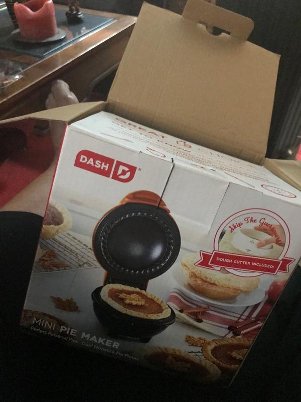 Dash, Kitchen, Dash Mini Pie Makernew In Boxperfect For Mini Pies You  Dont Need An Oven