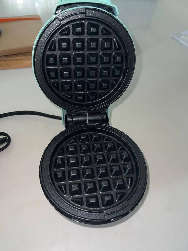 Dash® Aqua Mini Waffle Maker, 1 ct - Fred Meyer