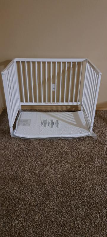 Graco® Teddi™ 4-in-1 Convertible Mini Crib