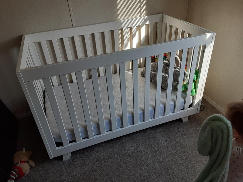 storkcraft beckett crib