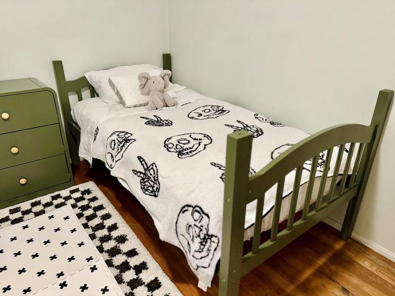 How we decided to configure Daniel’s bed!