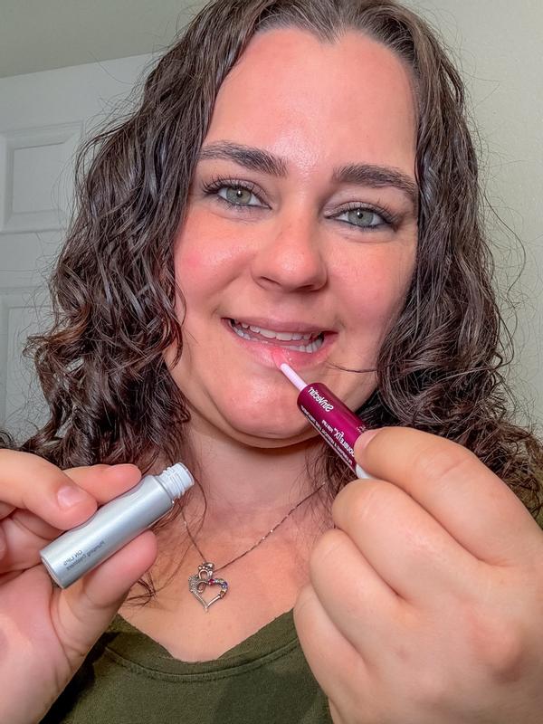 Customer photo for "smooths and plumps for a fuller lip look!"