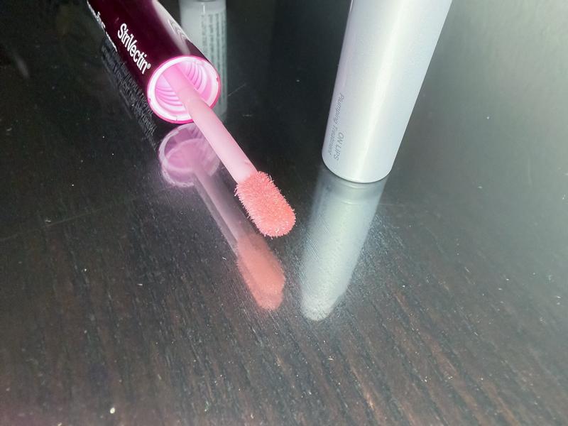 Customer photo for "smooths and plumps for a fuller lip look!"