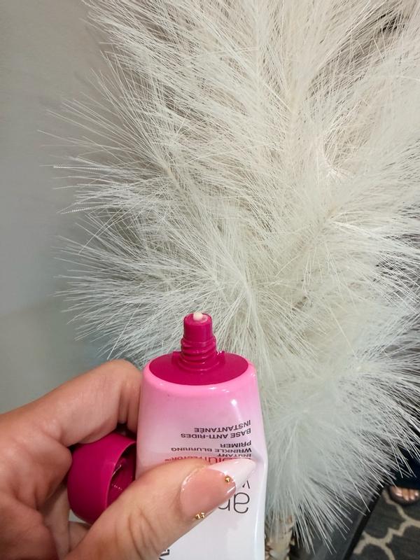 Customer photo for "Your new favorite primer!"