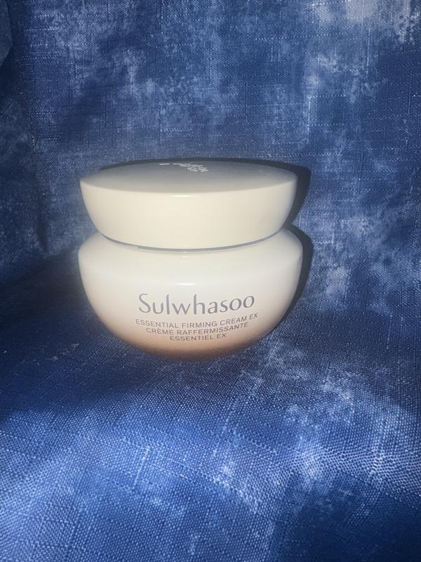 Customer carousel item 11.