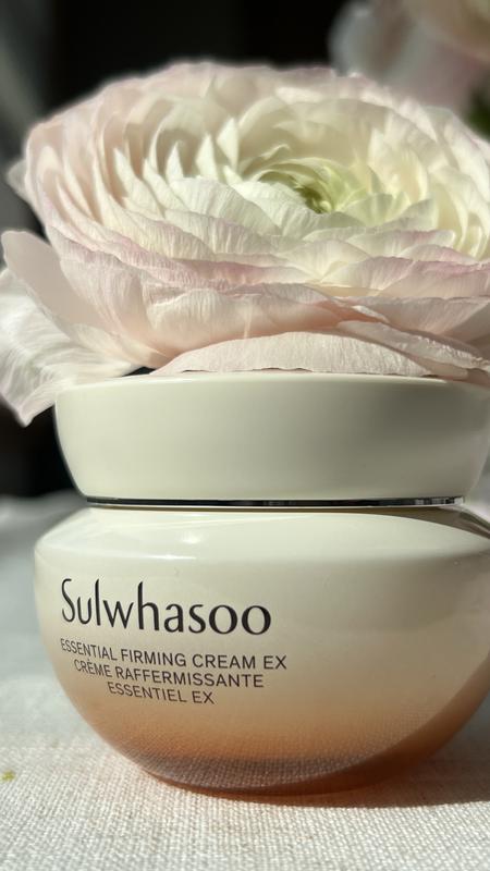 Customer carousel item 8.