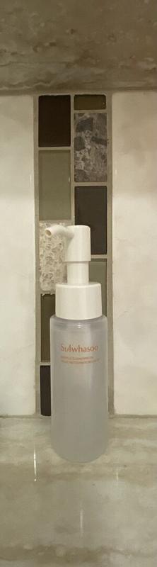 Customer photo for "Gentle Oil Makeup Remover"