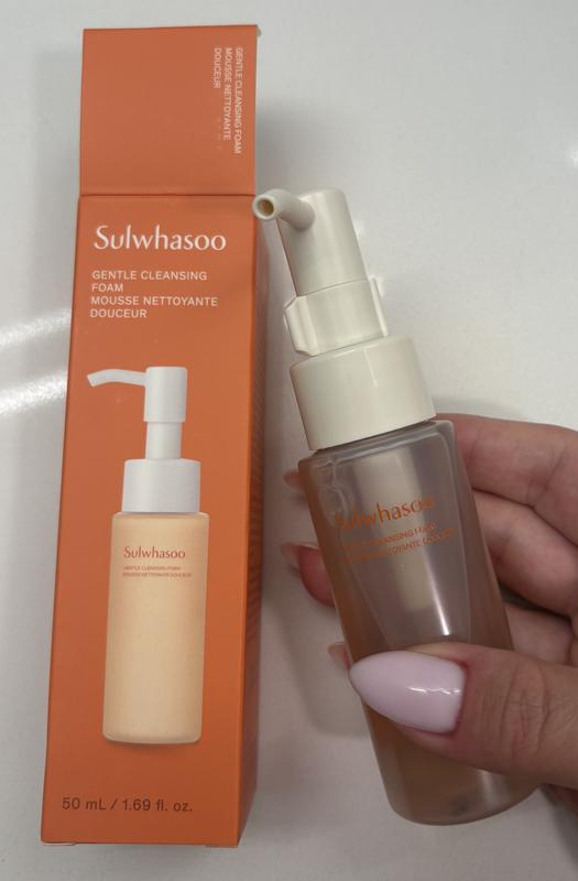 Customer photo for "Good face wash that leaves no tightness"