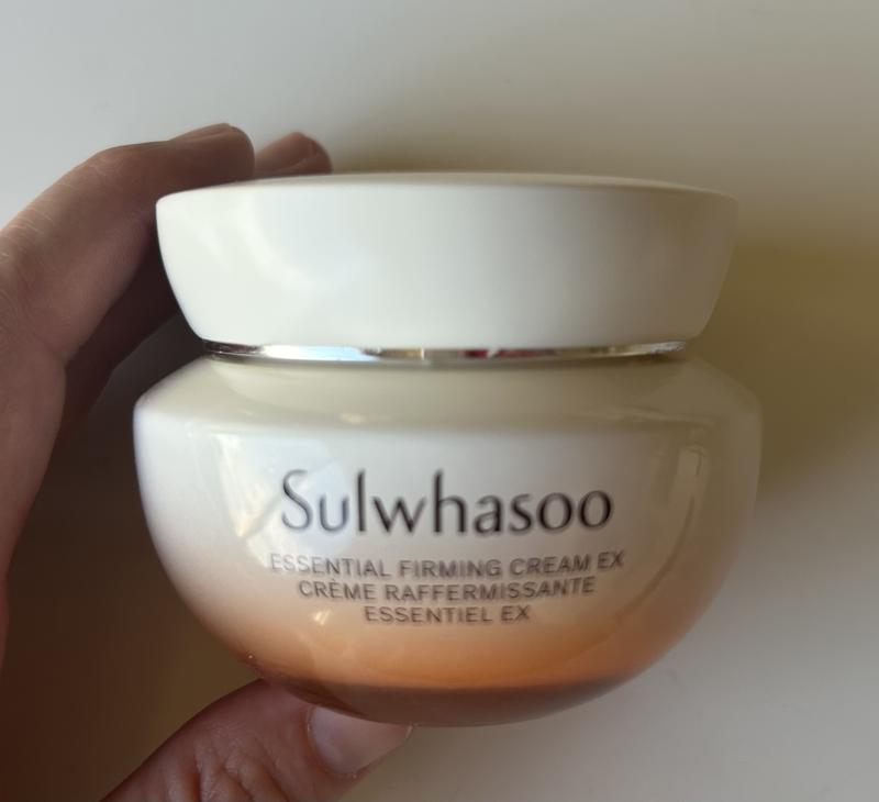 Customer carousel item 3.