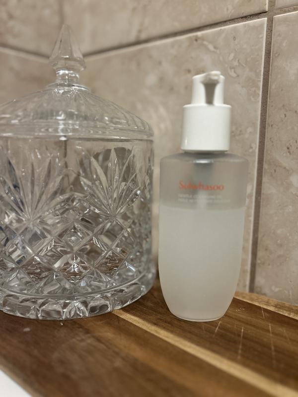 Customer carousel item 12.