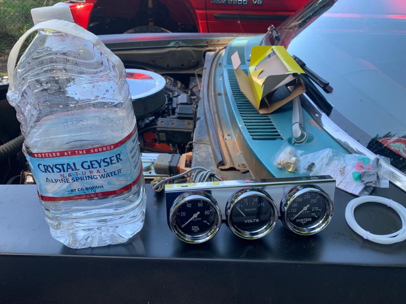 Auto Meter 2399 Chrome 2-5/8" Mechanical Three-Gauge Console - Oil Pressure, Water Temp, Voltmeter