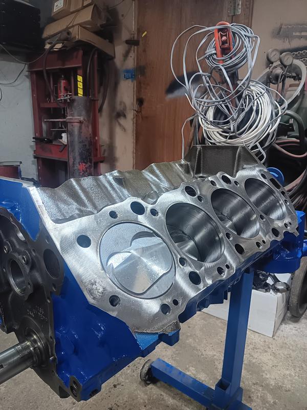 Speed-Pro Hypereutectic Pistons H426CP Reviews | Summit Racing