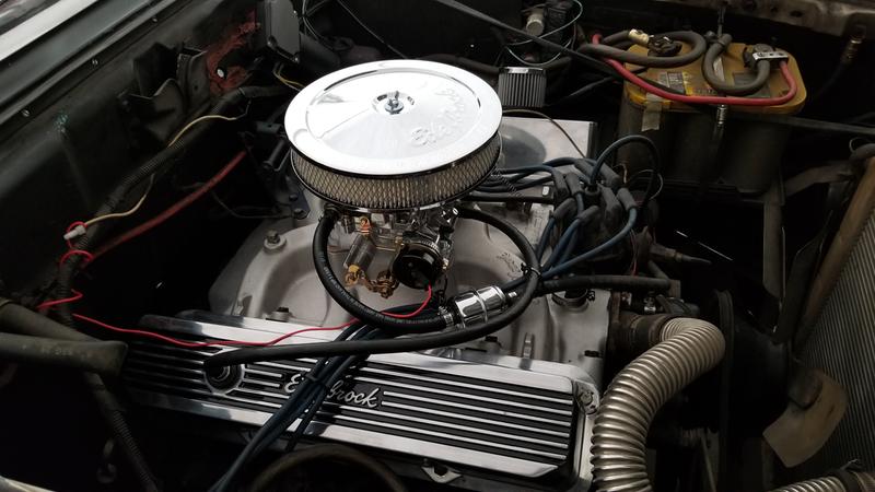 thumbnail image 2 of EDELBROCK 41623 Edelbrock Valve Cover Classic Series Ford 1958-1976 FE V8 Black 2 of 13