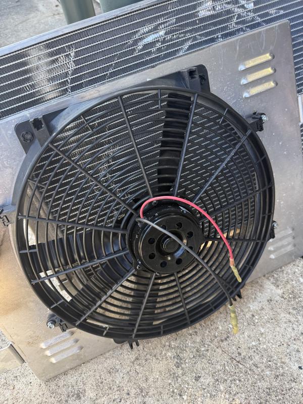16 Inch 3,000 CFM Flex-A-Lite Flex-Wave Electric Fan 105390