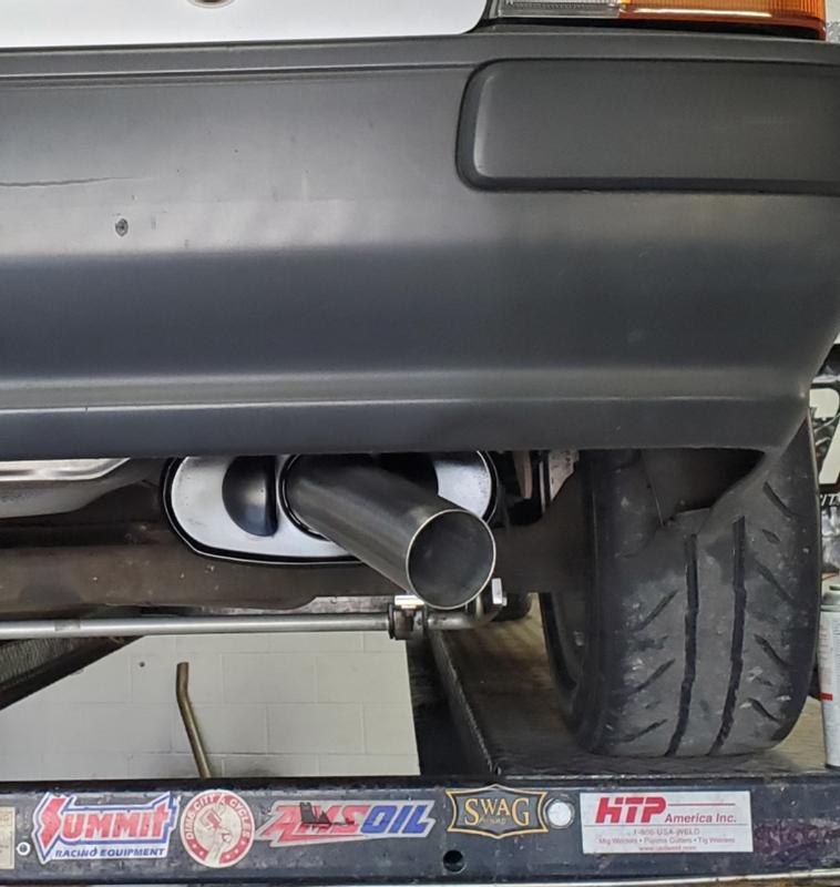 ill　M Super Turbo™ - Offset / Centered Muffler - P/N: 17733