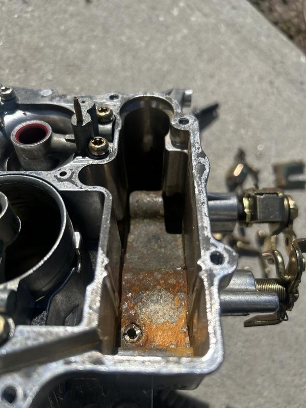 Edelbrock AVS2 Series 650 CFM 4-Barrel Carburetor 19059